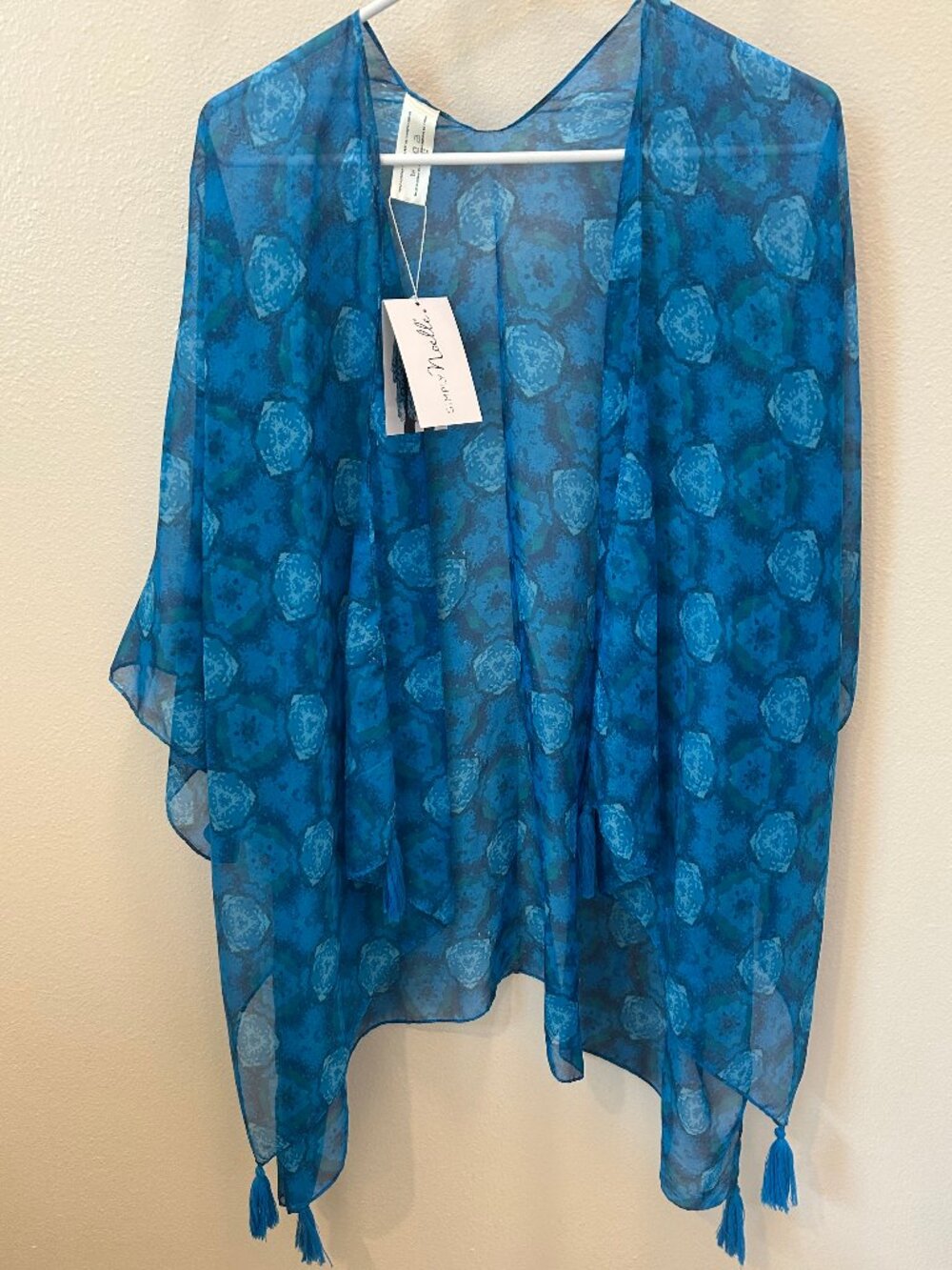 NWT Simply Noelle blue kimono w/ geometric design and tassels, One size fits all
